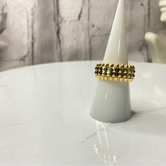 ๐๐ 14K Gold Plated Sterling Silver Spike Ring - Picture 3 of 5